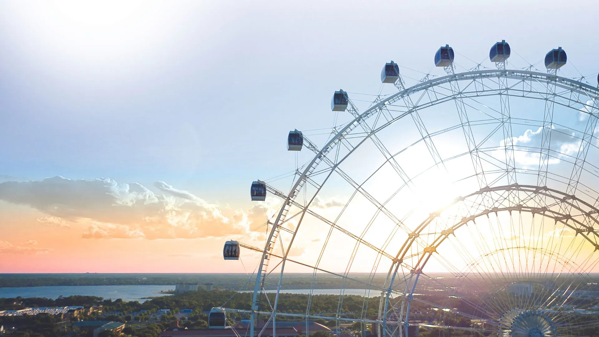 The Orlando Eye with a beautiful sunset