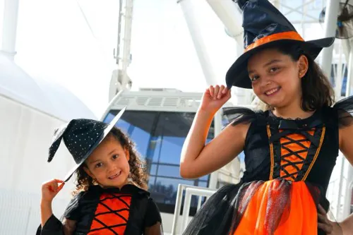 Witch girls at Orlando Eye